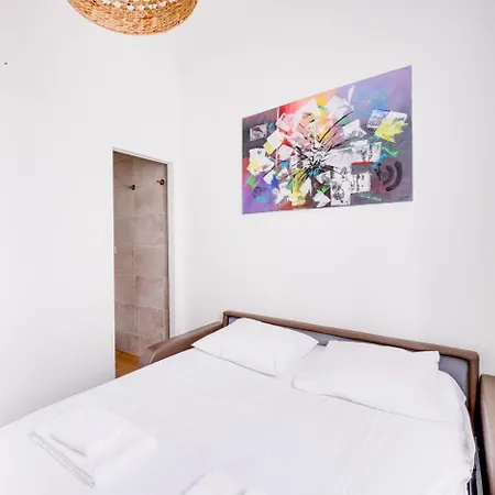 Maison Familiale Climatisee Avec Piscine * 波尔多
